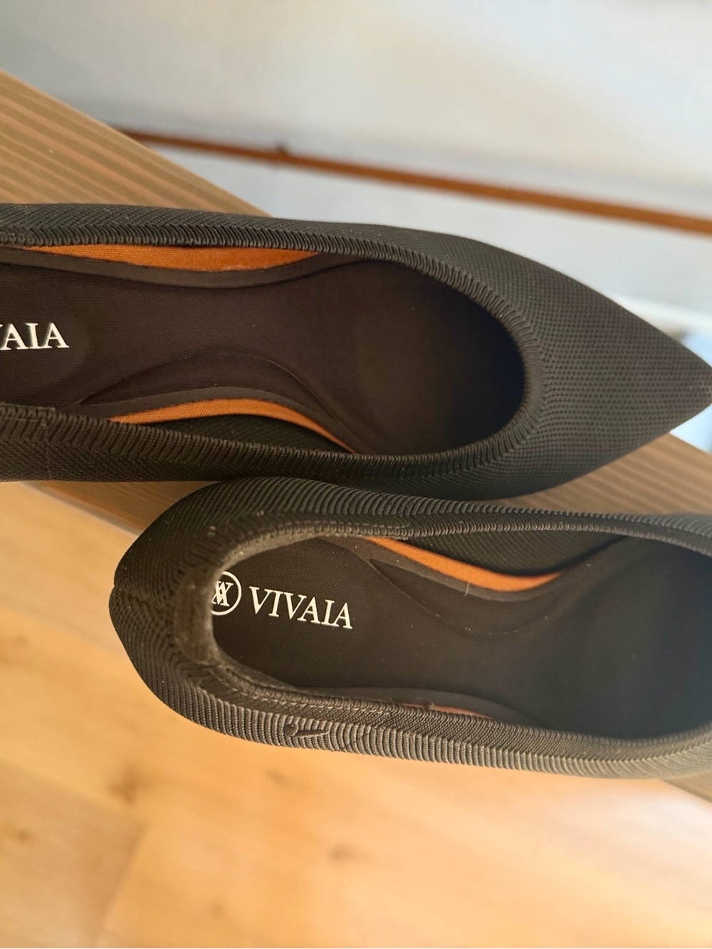 VIVAIA Black Pointed Toe Heels – Elegant Everyday Lift